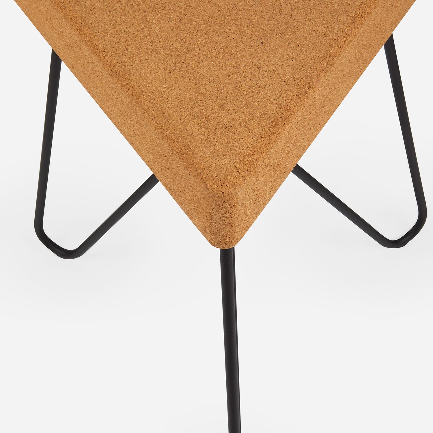 Três stool/table - light cork